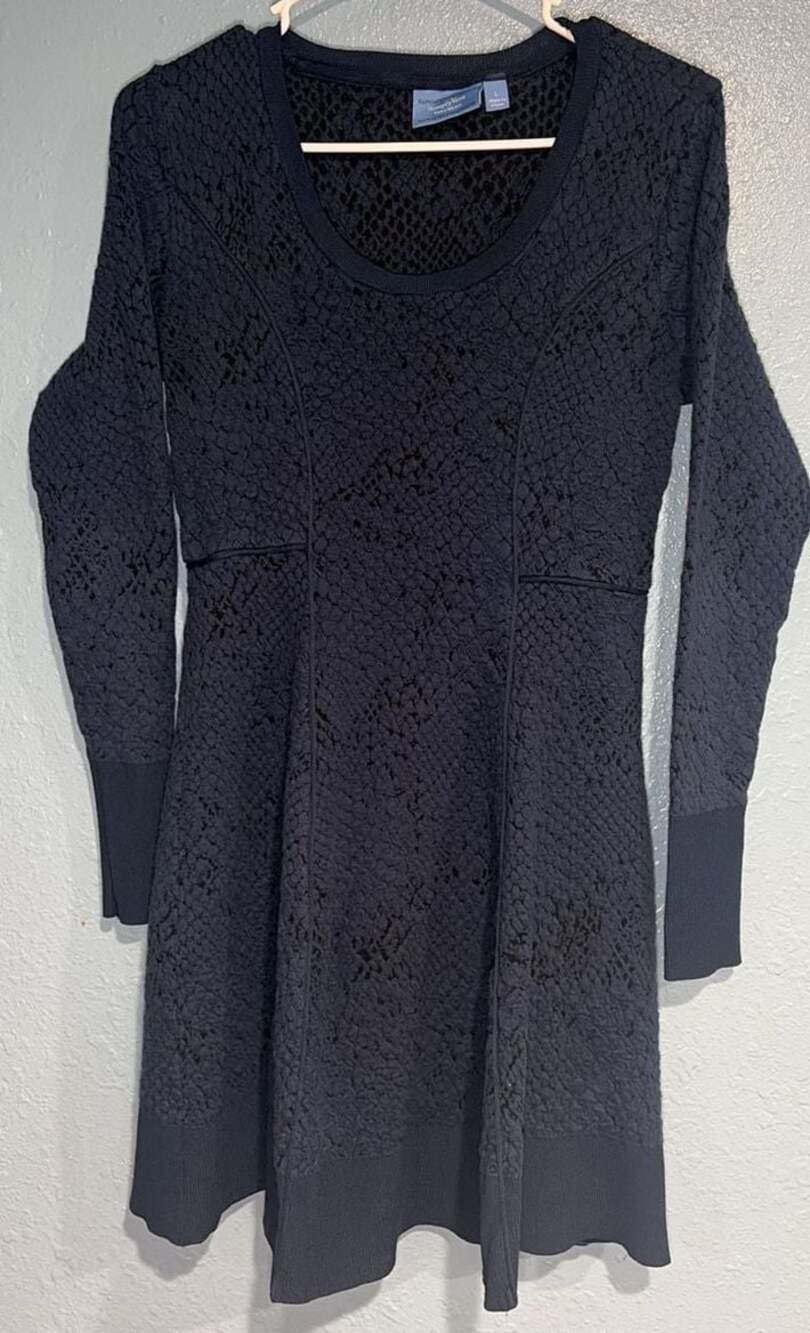 Simply Vera Vera Wang Navy Long Sleeve Textured Knit Mini Dress